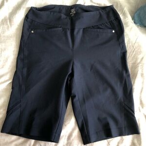 Tail Women's Dark Blue Golf Bermudas